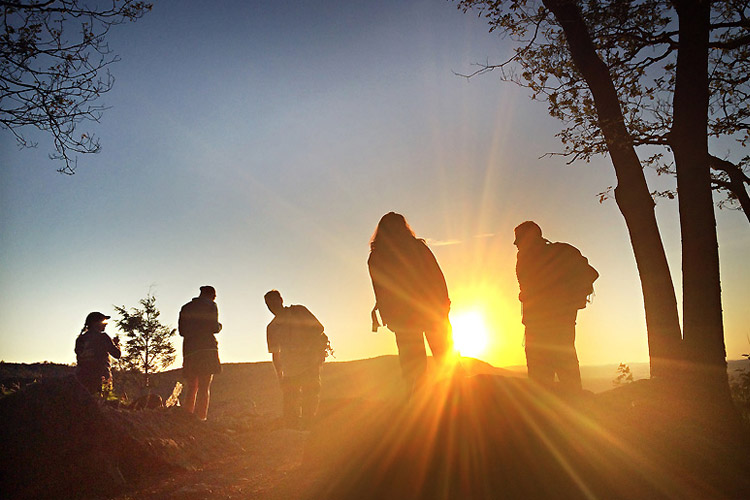 actividades para hacer en grupo por navarra cerca de la casa rural landaburu